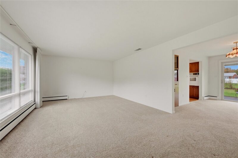 111 Edgewood Drive — photo 4