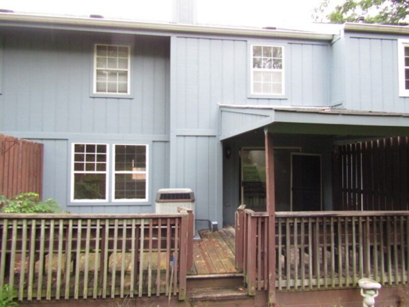 202 Timberglen Dr — photo 3