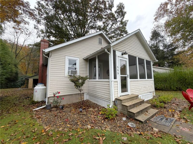 555 Brigade Lane — photo 3