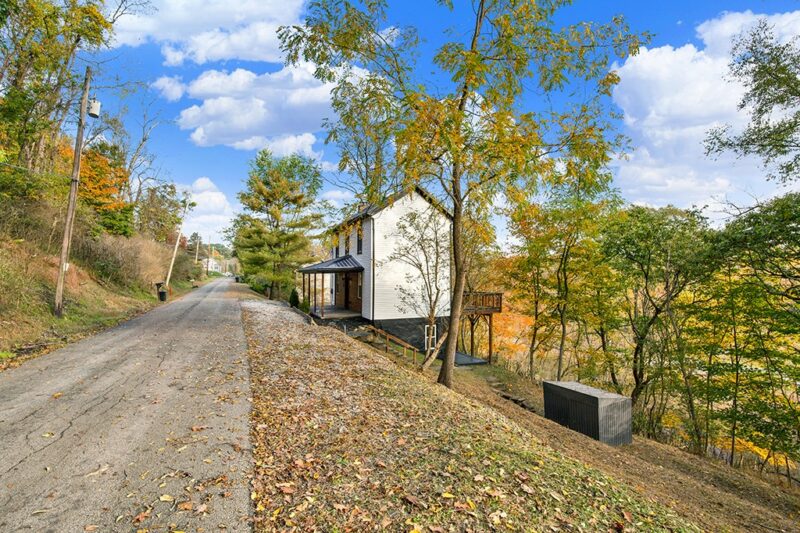 150 Hamilton St — photo 4