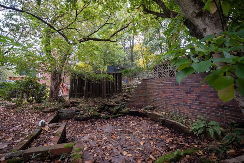2818 Orlando Place — photo 6