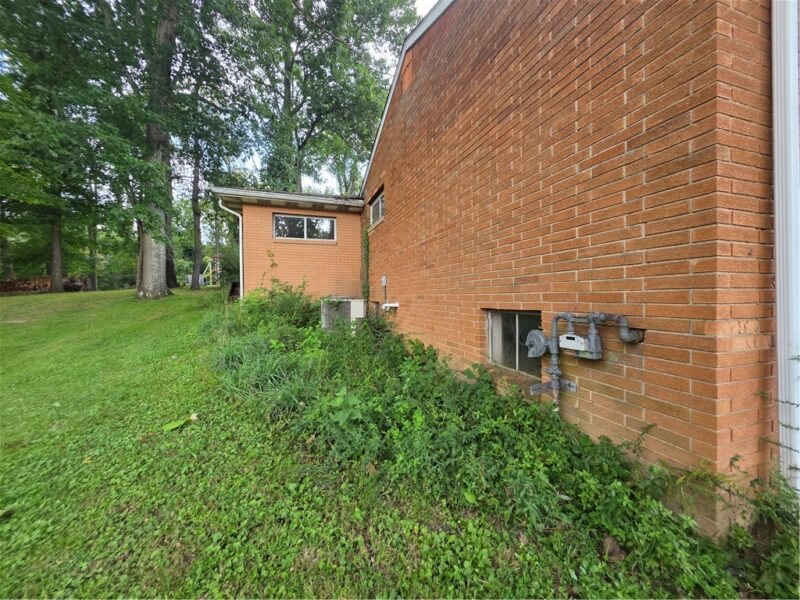 14 W HILLCREST ROAD — photo 3
