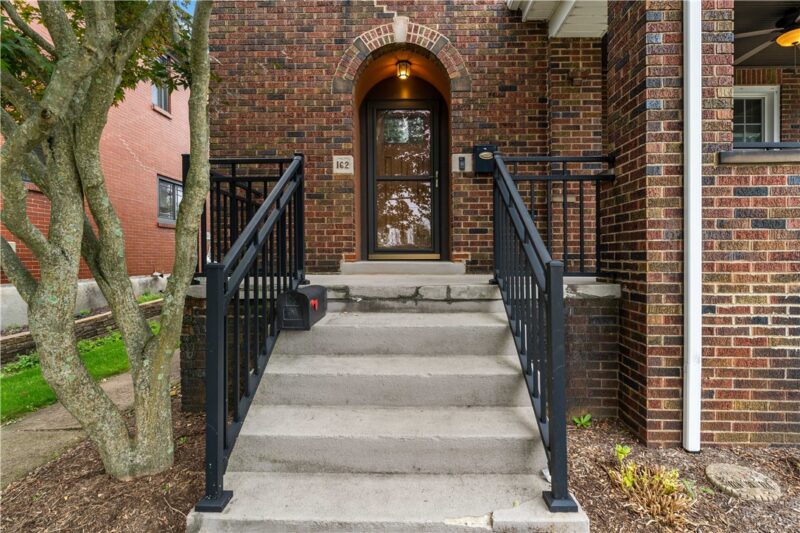 162 Spencer Ave — photo 2