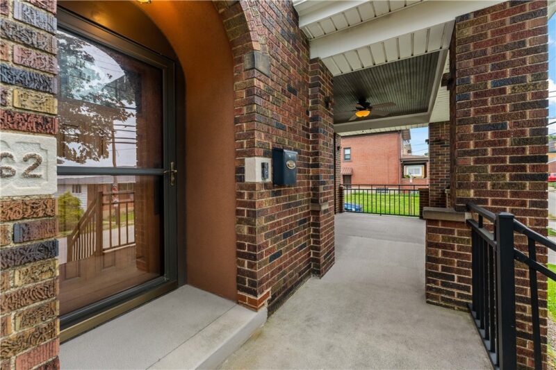 162 Spencer Ave — photo 3