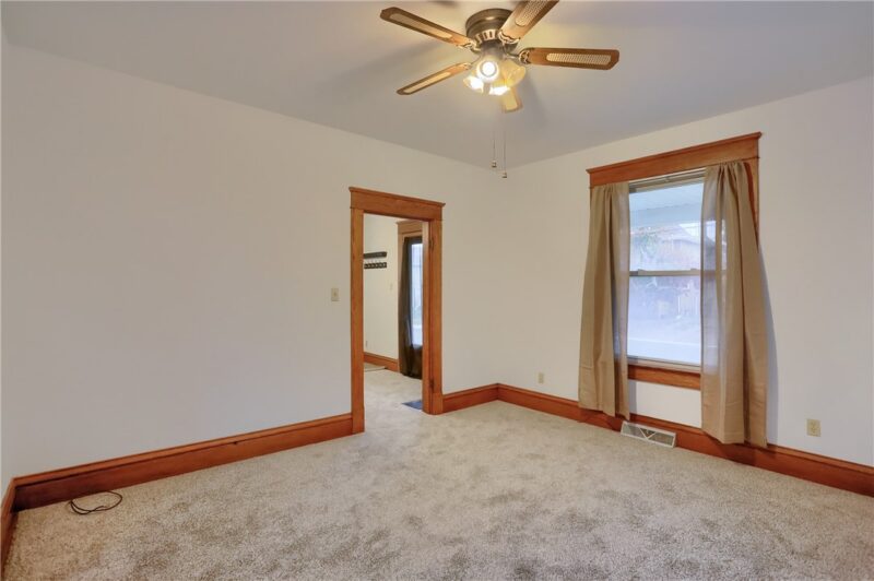 936 Adams St — photo 5