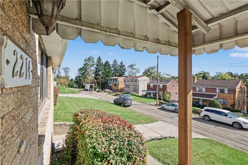 2214 Old Oak Dr — photo 7