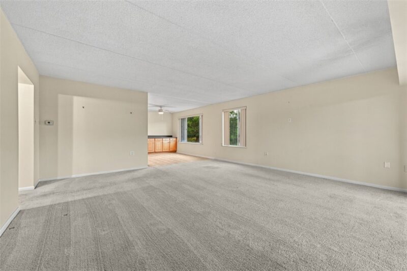 2120 GREENTREE ROAD 510E — photo 5