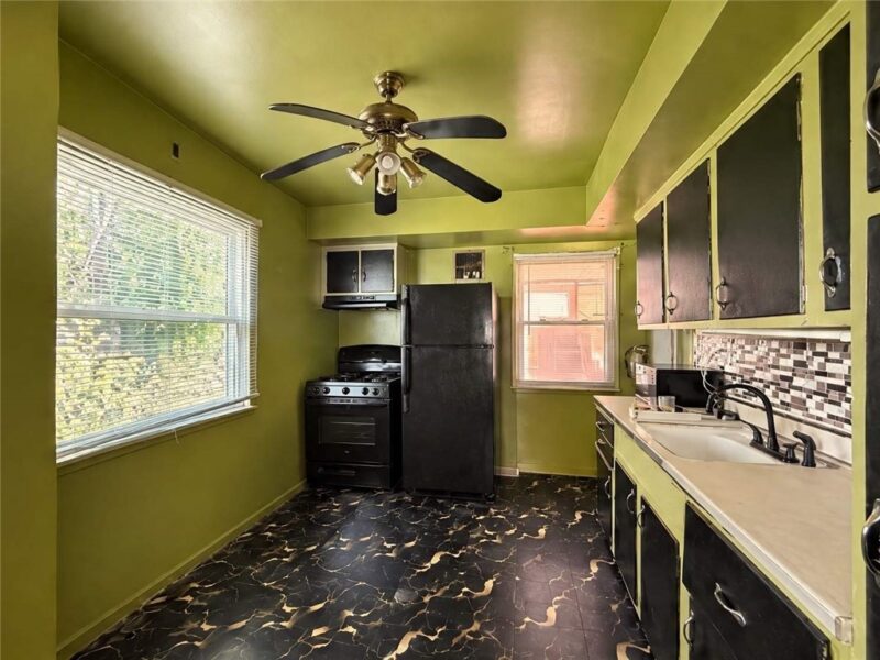 2043 Broadhead Fording Rd — photo 4