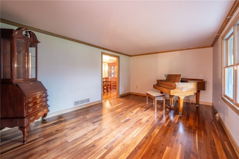 102 Woodhaven Dr — photo 5