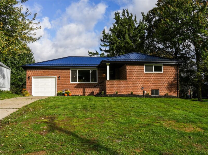 111 Hickory Dr — photo 2