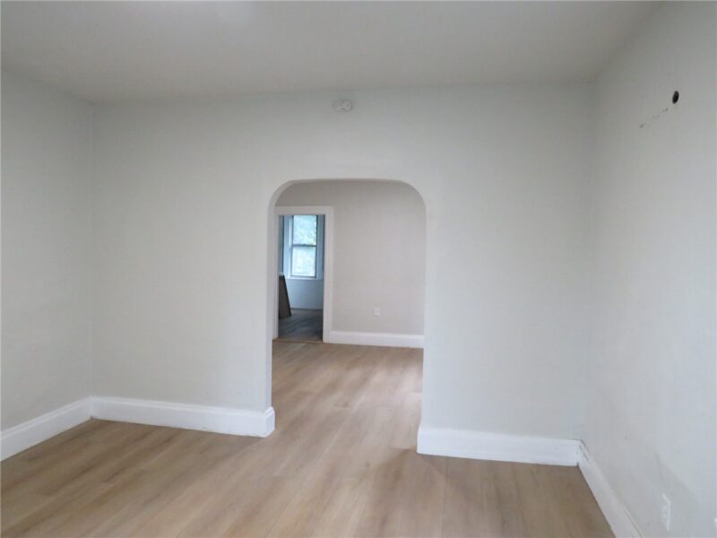 1013 Oak Ave — photo 4