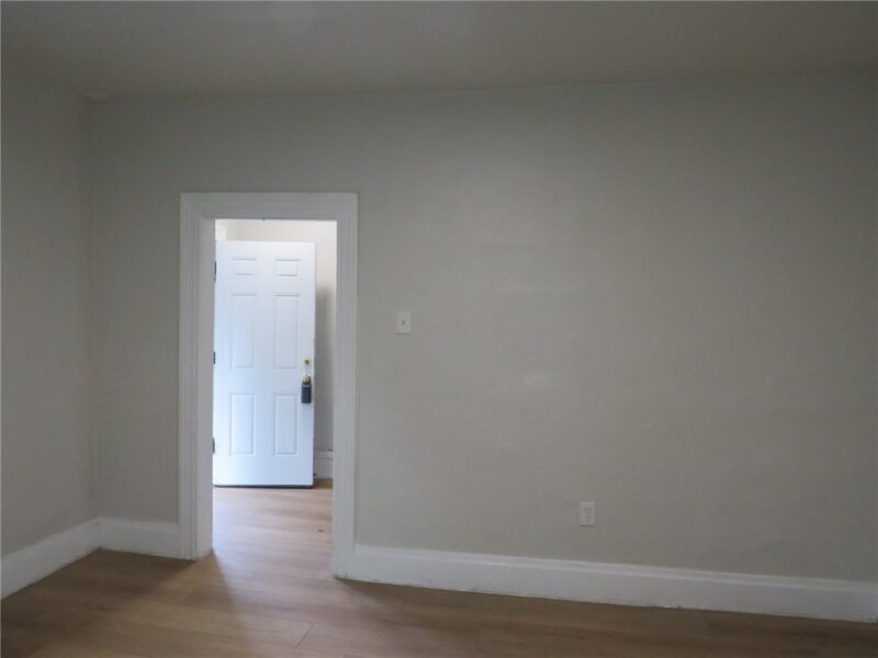 1013 Oak Ave — photo 5