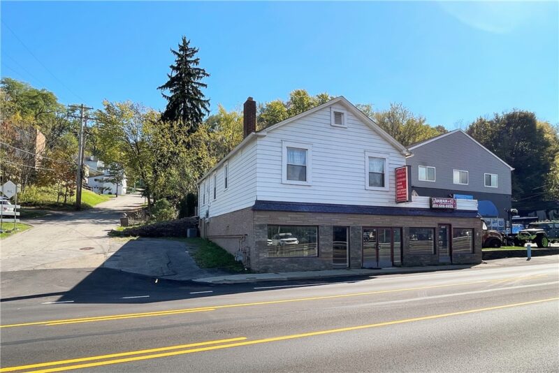 3269 LIBRARY ROAD — photo 2