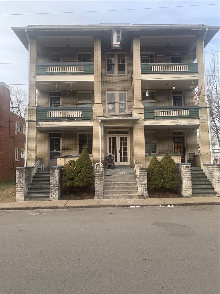 107 W High Street — photo 1