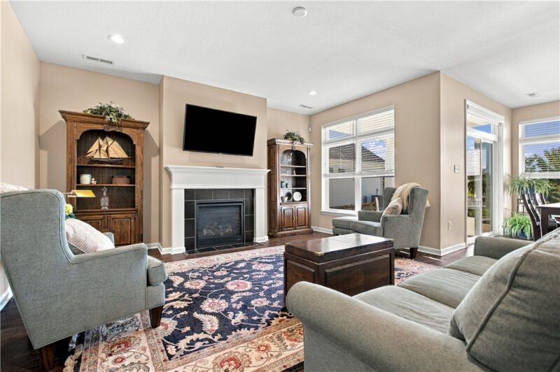 129 Sanctuary Rd — photo 4