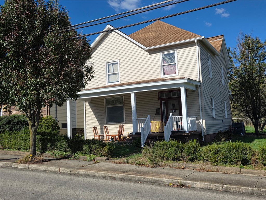 98 W Church St — photo 1