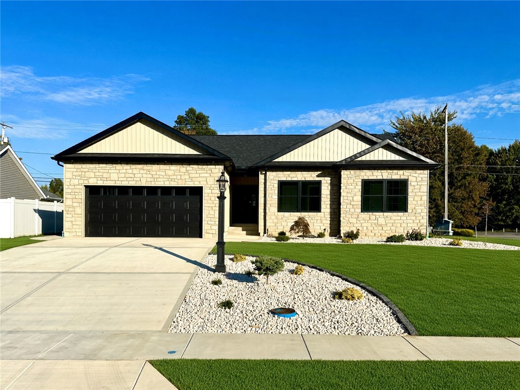 2970 Green Leaf Crt — photo 1
