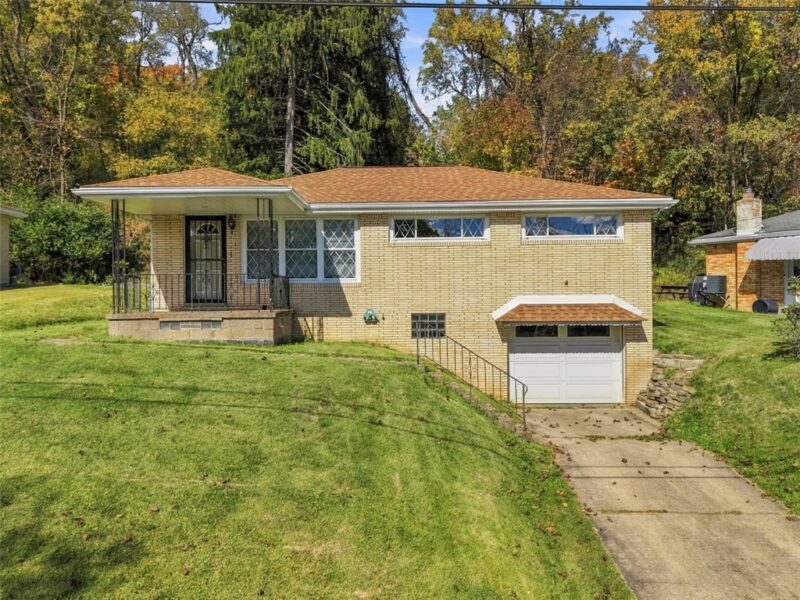13327 Dean Dr