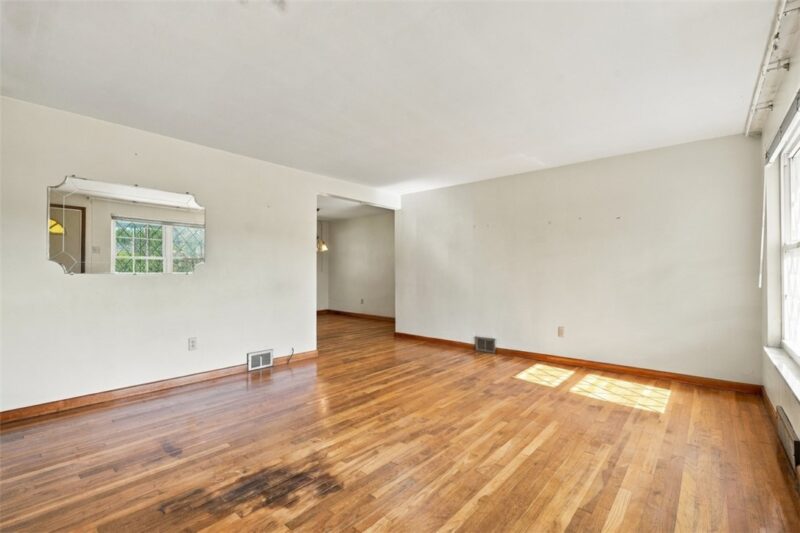 13327 Dean Dr — photo 8