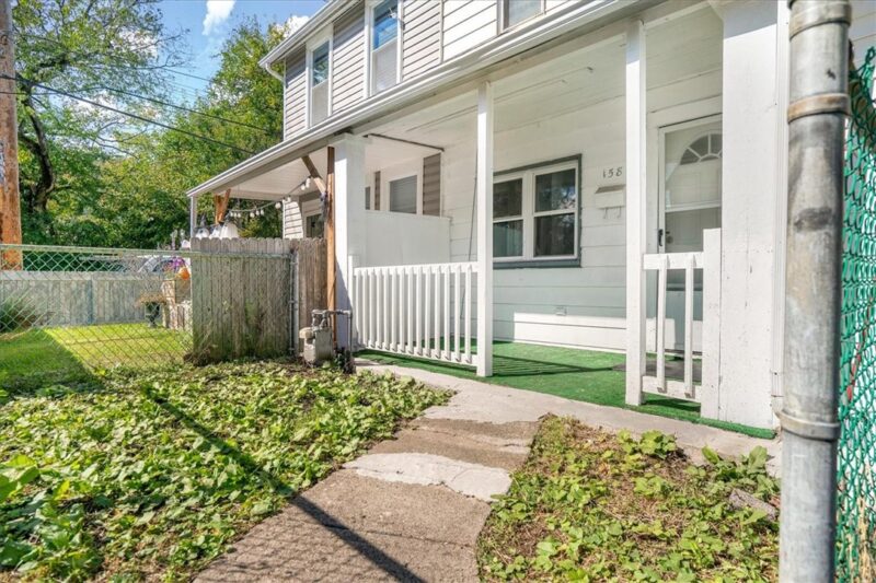 158 Orchard St — photo 3