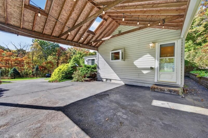 4909 Sardis Road — photo 4