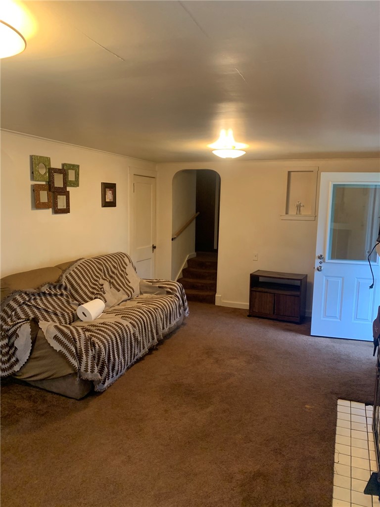 104 Thomas Ave — photo 5