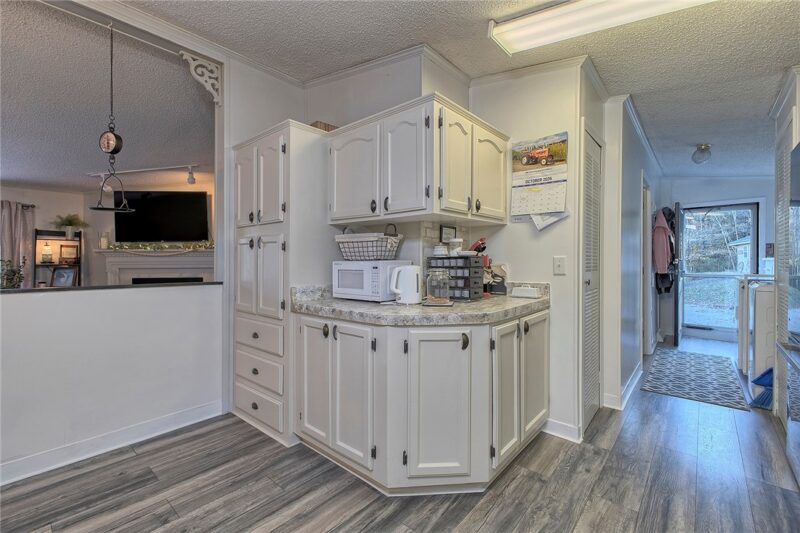 2815 Pine Vale Rd — photo 8