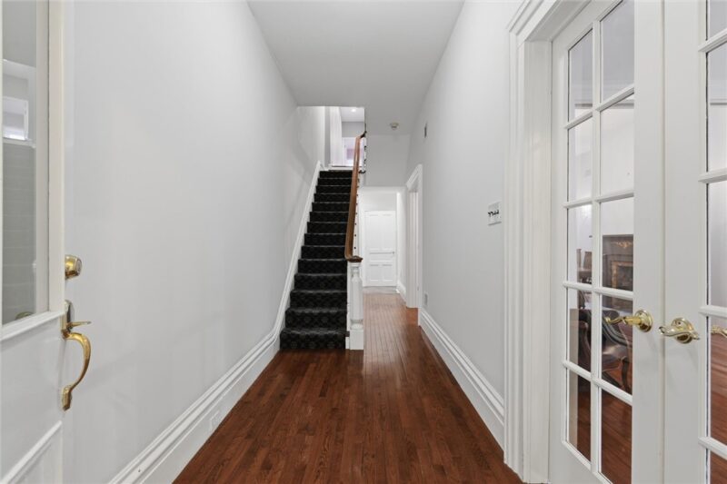 1237 Resaca Pl — photo 4