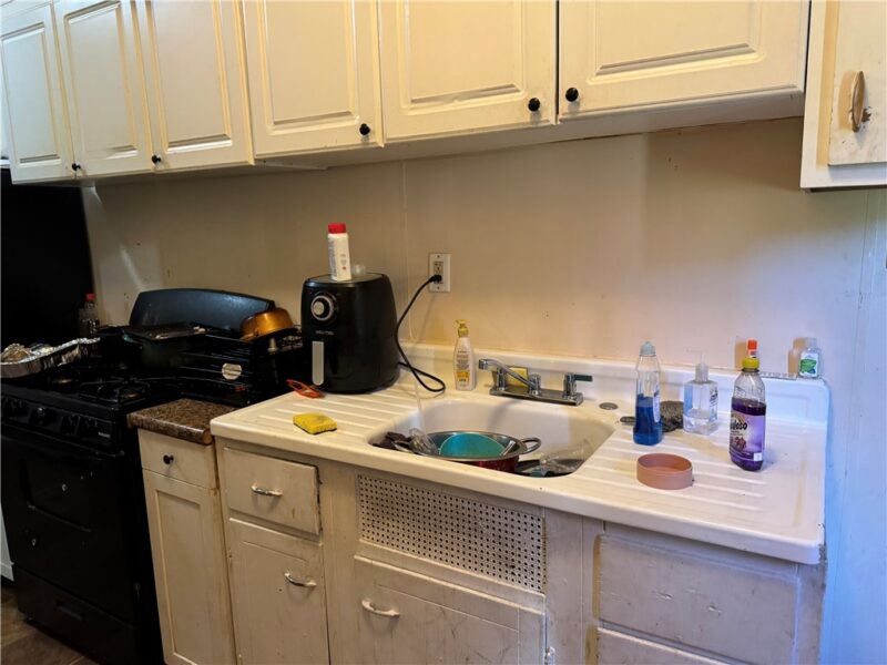 414 Grant Ave — photo 8
