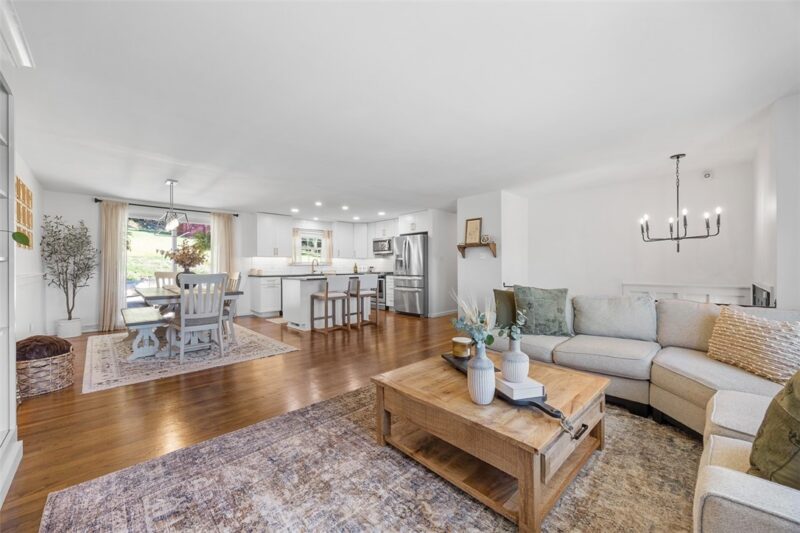 2722 Sapling St — photo 5