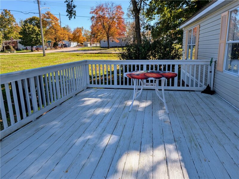 204 Peach Ct — photo 4