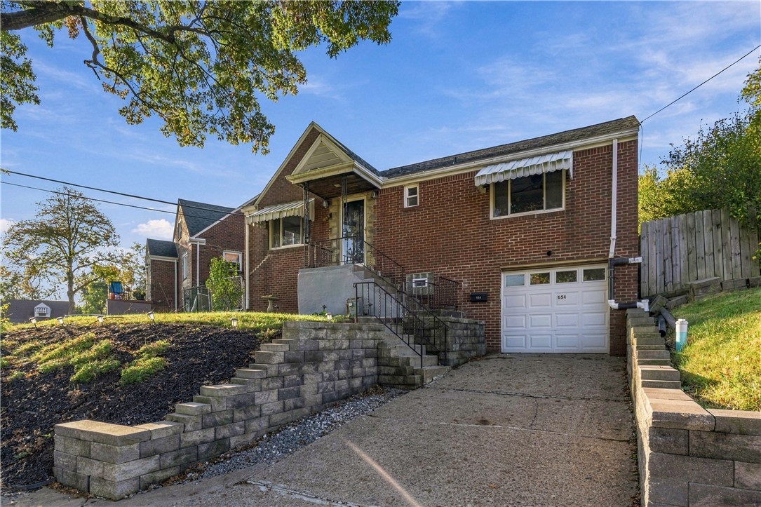654 Northcrest Dr — photo 1