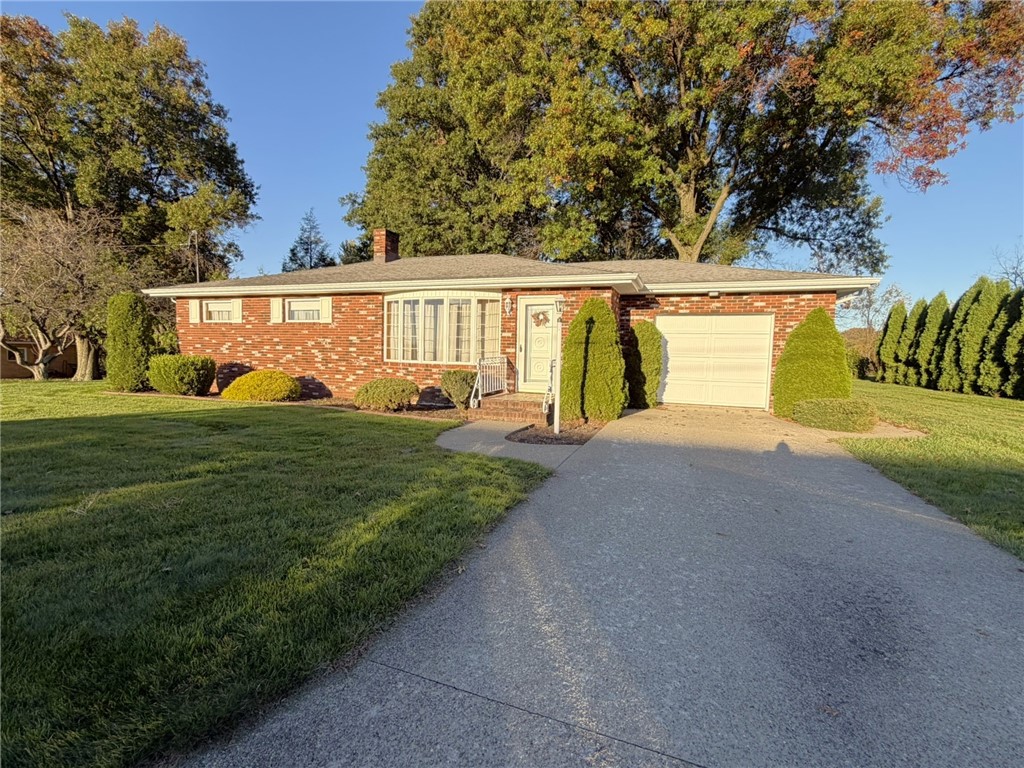 204 Highview Street — photo 1