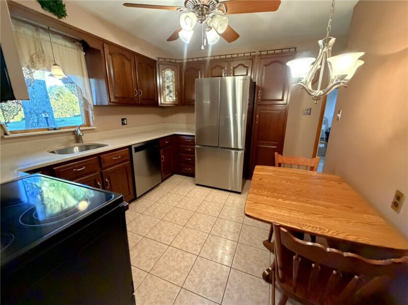 204 Highview Street — photo 6