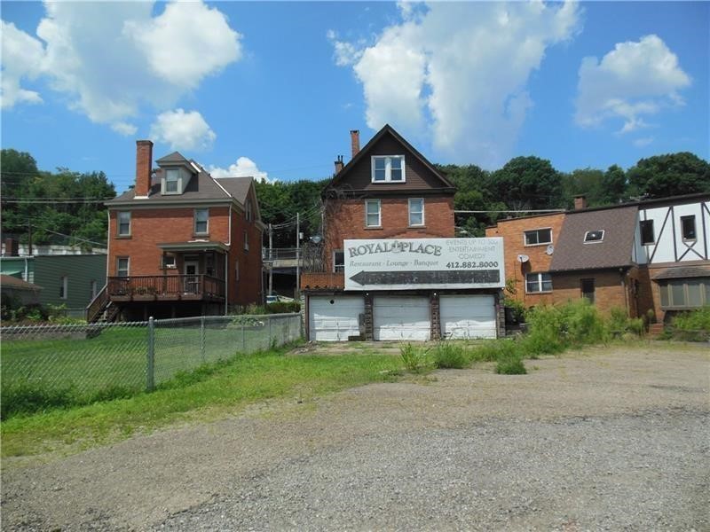 2501 Transport Street — photo 2
