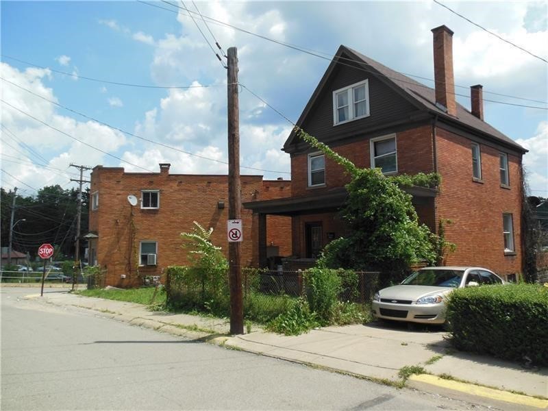 2501 Transport Street — photo 4