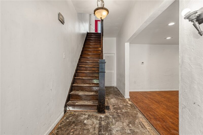 2717 Josephine St — photo 4