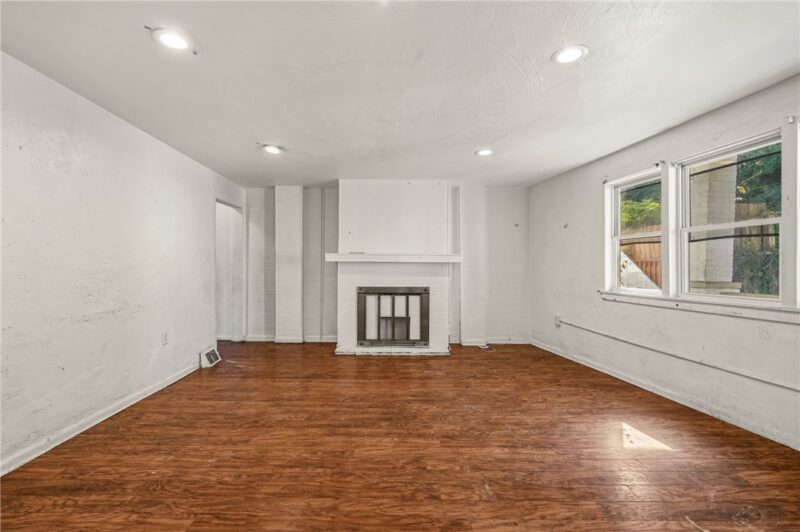 2717 Josephine St — photo 6