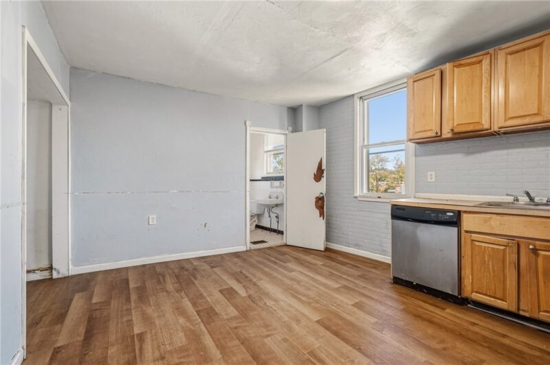 2717 Josephine St — photo 7