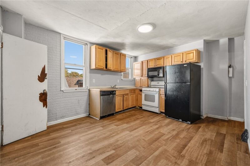 2717 Josephine St — photo 8