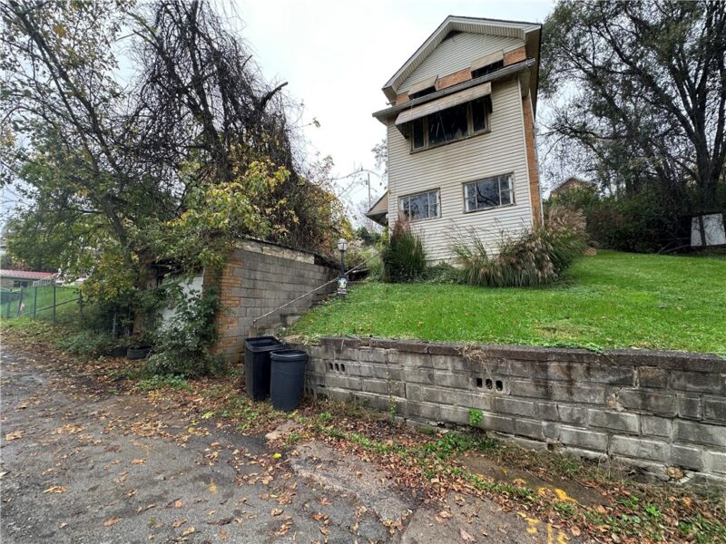 410 3rd St — photo 2
