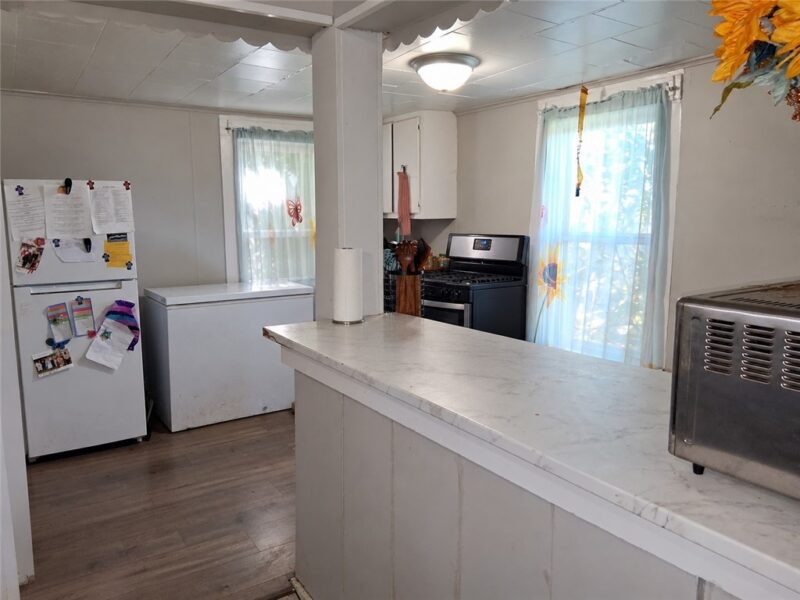 408 Connor Ave — photo 5