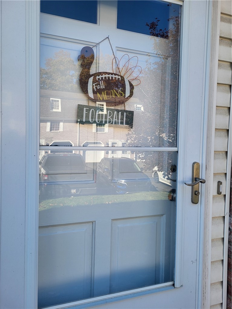 239 Whitestown Village #D — photo 1