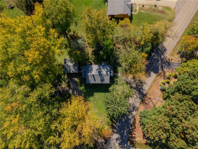 10136 Old Perry Hwy — photo 3