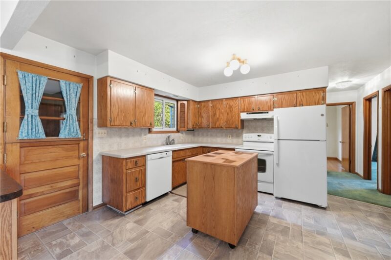 117 Seneca Way — photo 5