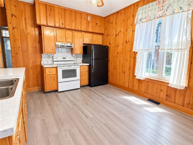 405 Parkway St — photo 2