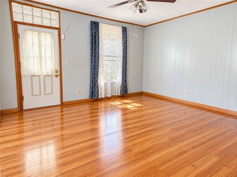 405 Parkway St — photo 5