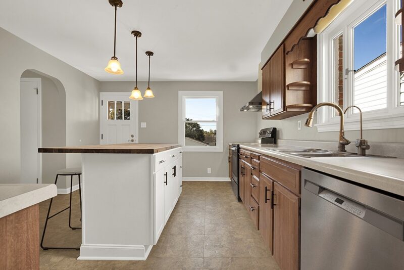 612 Welty St — photo 8