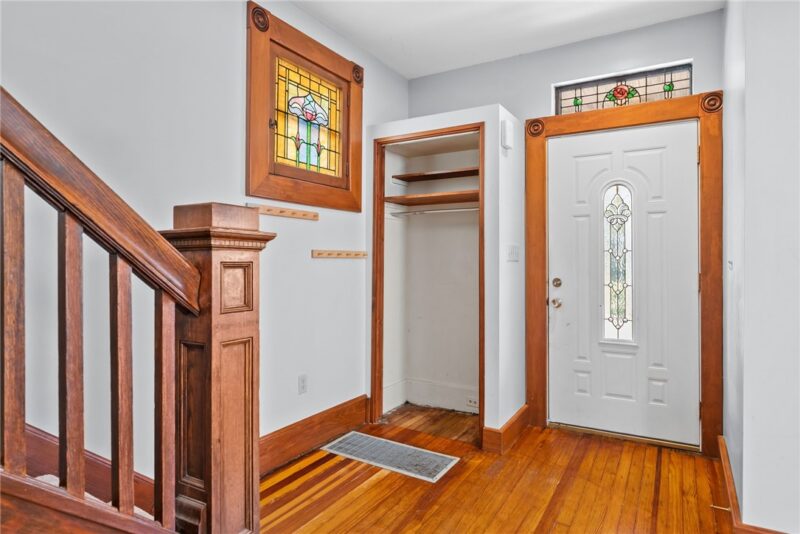 67 Evans Ave — photo 5