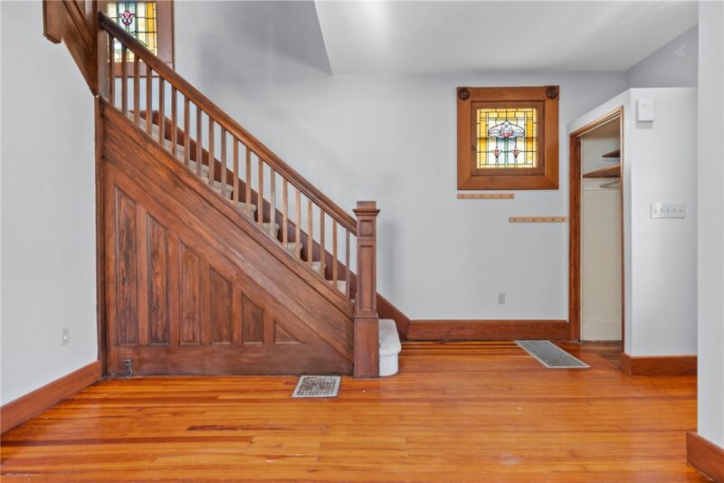 67 Evans Ave — photo 6